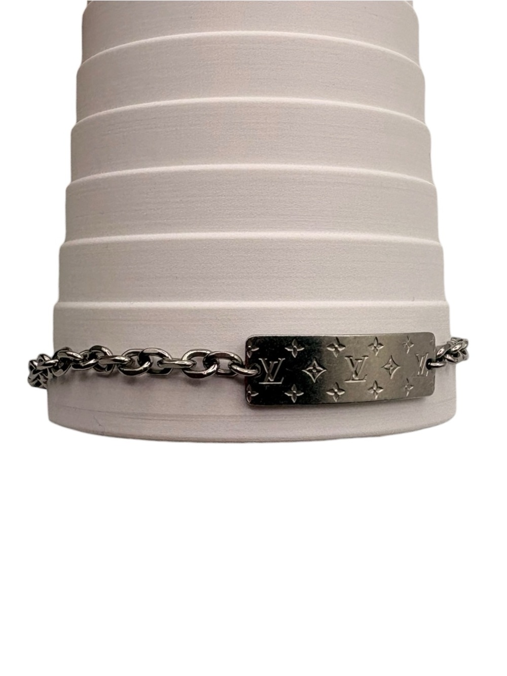 Louis Vuitton Men's Silver Monogram ID Bracelet 9”